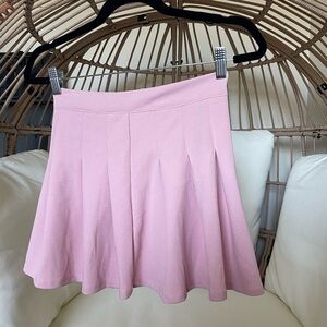 Pink pleat skirt